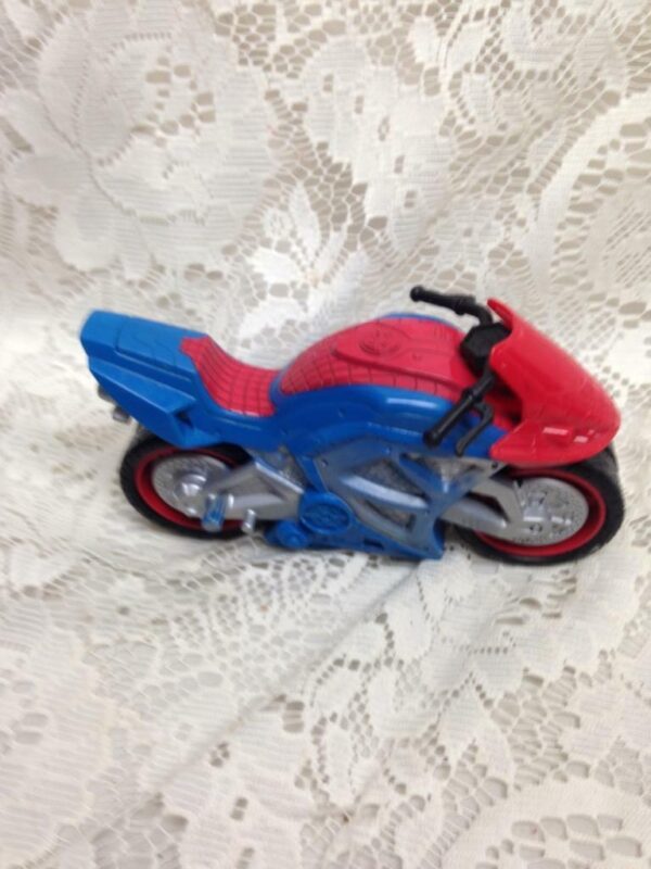 Marvel The Amazing Spiderman with Bike 5in x 6in (C)