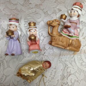 Vintage, Rare, 4pc Christmas Nativity Set 5in to 3in each