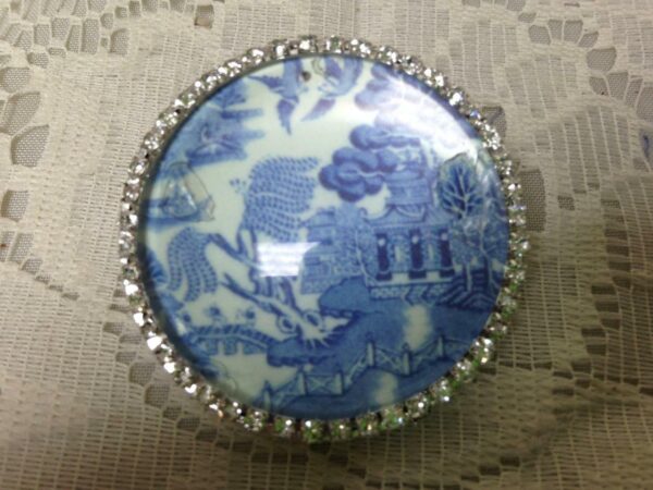 Beautiful, 45mm Blue Willow Brooch with Rhinestones