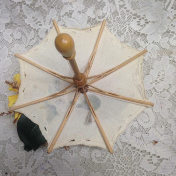 Vintage Rare, Dolls Parasol 8in x 8in D