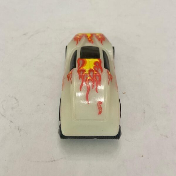 Vintage Hotwheels-Mattel Inc. 1974 Glow in the Dark (Silver Bullet)