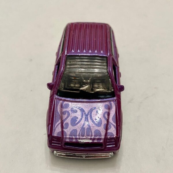 Vintage Hotwheels-Mattel Inc. 2002 Purple Boom Box