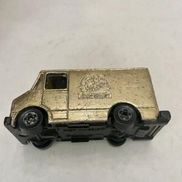 Vintage Hotwheels-Mattel Inc. 1976 20th Anniversary Gold Van