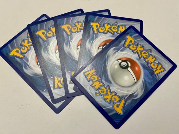 Lot of 5 Pokemon Cards- Lot # 7