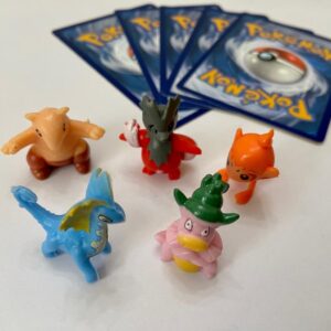 Lot of 5 Pokemon Cards and 5 Pokemon Figures -Lot # 19