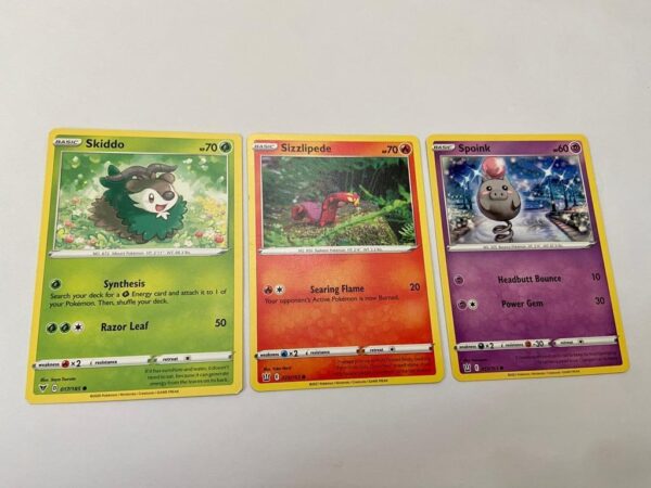 Lot of 5 Pokemon Cards and 5 Pokemon Figures -Lot # 19