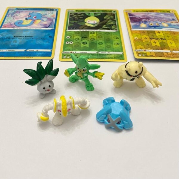 Lot (A) 3 Pokemon Reverse Holo Cards and 5 Pokemon Figures