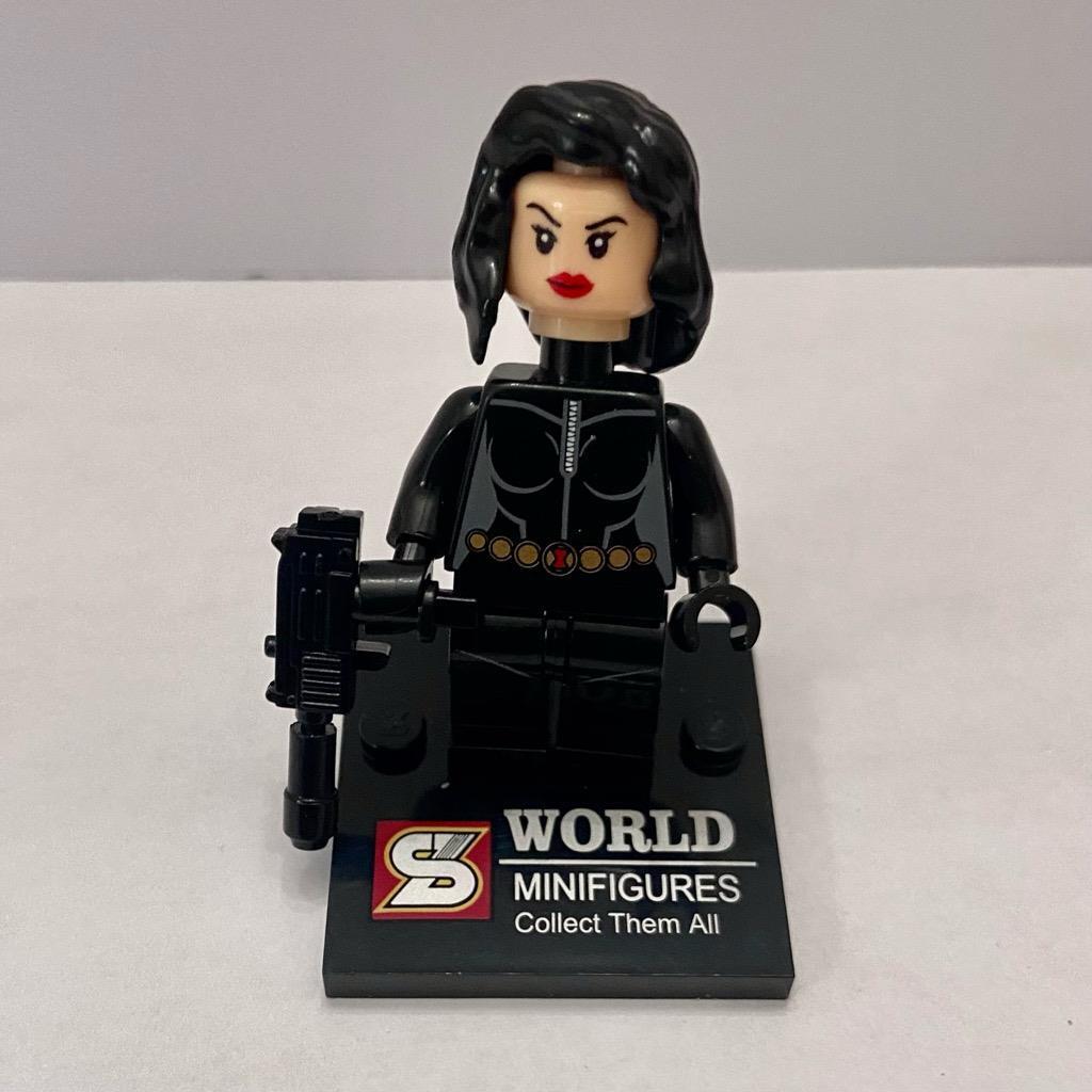 World Mini Figures-Long Haired Black Widow, 2 inch Miniature Figure