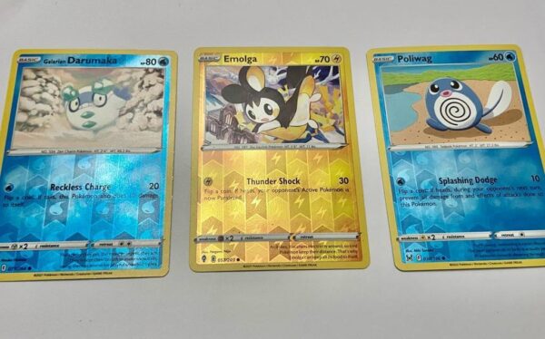 Lot (E) 3 Pokemon Reverse Holo Cards and 5 Pokemon Figures