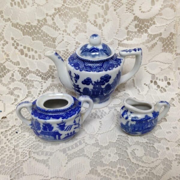 Vintage, Japan, Blue Willow, 18pc Child’s Tea Set - Pink Wicker Picnic Basket