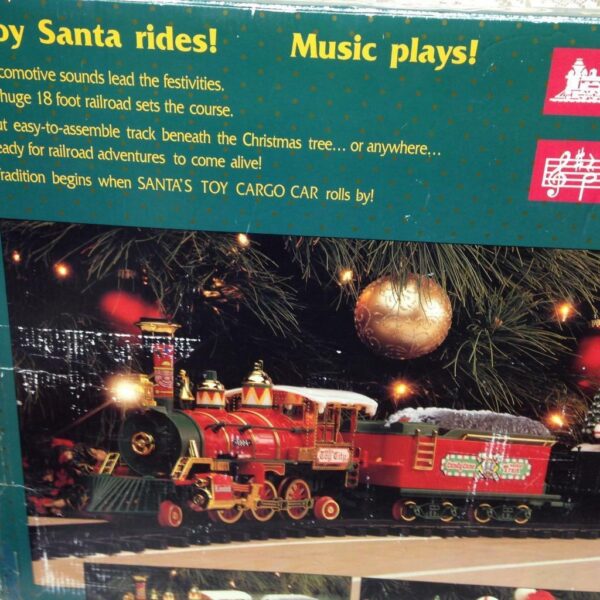 1994 Candy Cane LaneMusical Train 25in x 20in x 6.5in Box