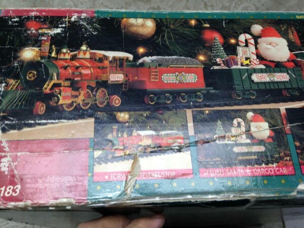 1994 Candy Cane LaneMusical Train 25in x 20in x 6.5in Box