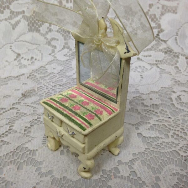 Dolls, Beige Dresser Chair or Ornament 4in x 2in x 2.5in