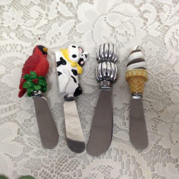 4pc Miscellaneous Figural Butter-Cheese Knives Ornament 5in