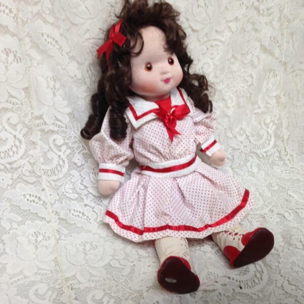 Vintage,Beautiful, Fabric, Giftworld of Gorham 20-inch Doll