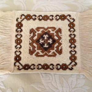 Vintage, Dolls House, Brown and White Area Rug with Fringes 10in x 6.5in