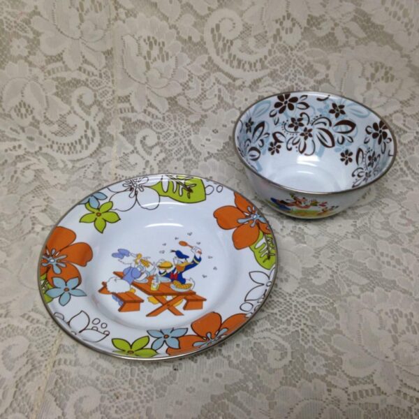 Disney, Childs Goofy and Pluto Enamelware Bowl 3in H x 6in D