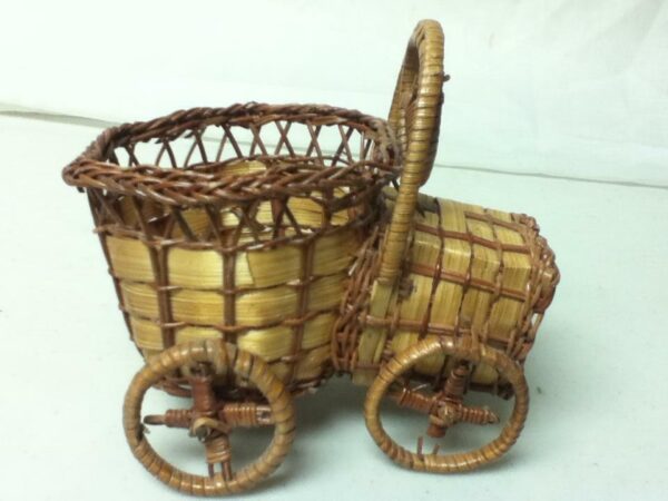 Vintage, Handcrafted, 6in x5in x4in Figural Wicker Automobile Planter