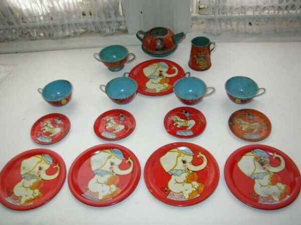 1948 Ohio Art #158, Circus Child's Tin Tea Set