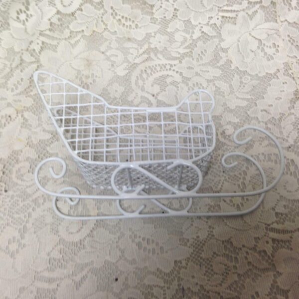 Vintage Dolls White Metal Sleigh Bed 9.5 x 5.5 x 3