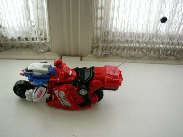 2006 Bandai, Power Rangers, 11inx5in Biker-Robot