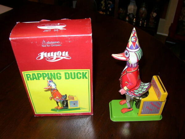 Wind-up Rapping Duck JMT 56 Collector Series in Original Box