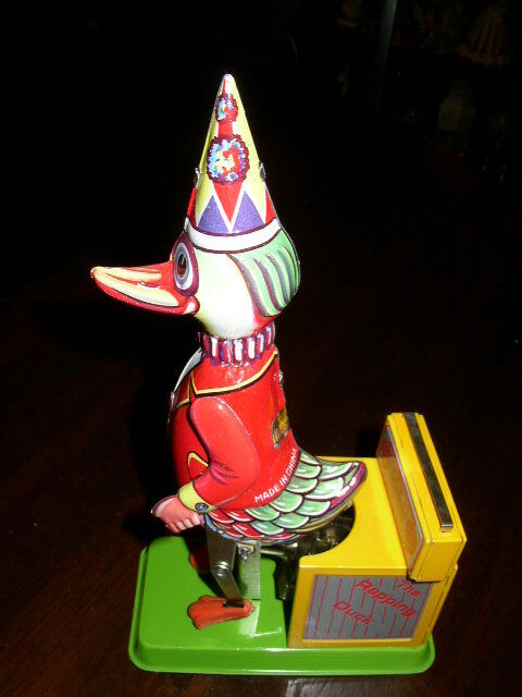 Wind-up Rapping Duck JMT 56 Collector Series in Original Box