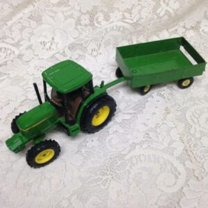 John Deere 2pc Metal, 12in Long, Tractor and Wagon Set