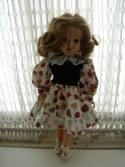 Vintage, 14in Cindy or Roberta, Pat. Pending Composition-Plastic Doll