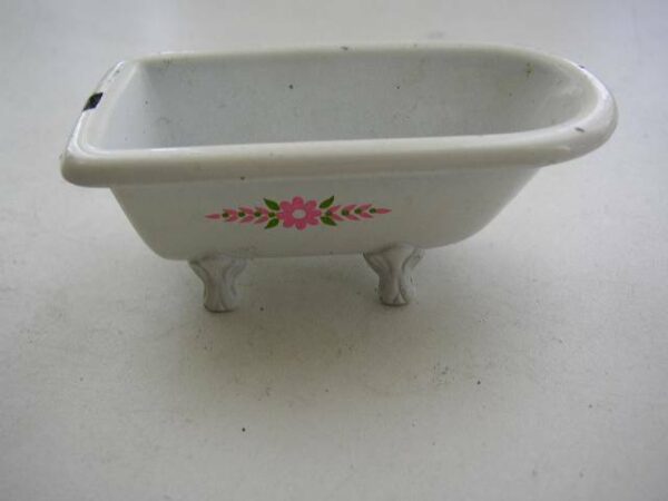 1980 Mattel Inc., 2-pc Enamel on Metal Bathroom Fixture-Dollhouse Miniature