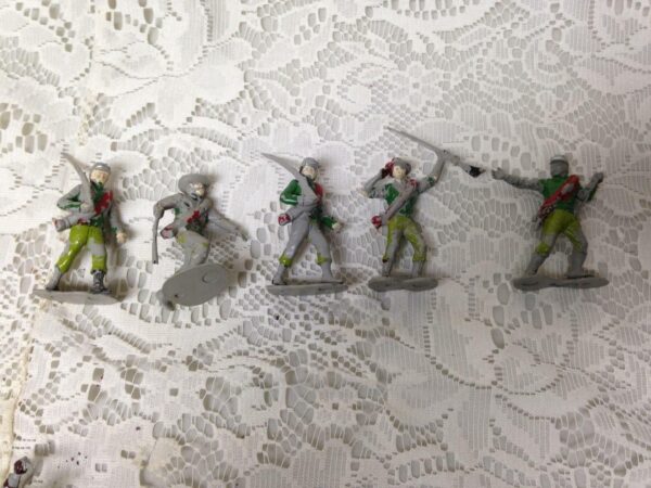 Vintage, Painted, 5-pcs Miniature Soldiers 2 to 2.5in each (#11)