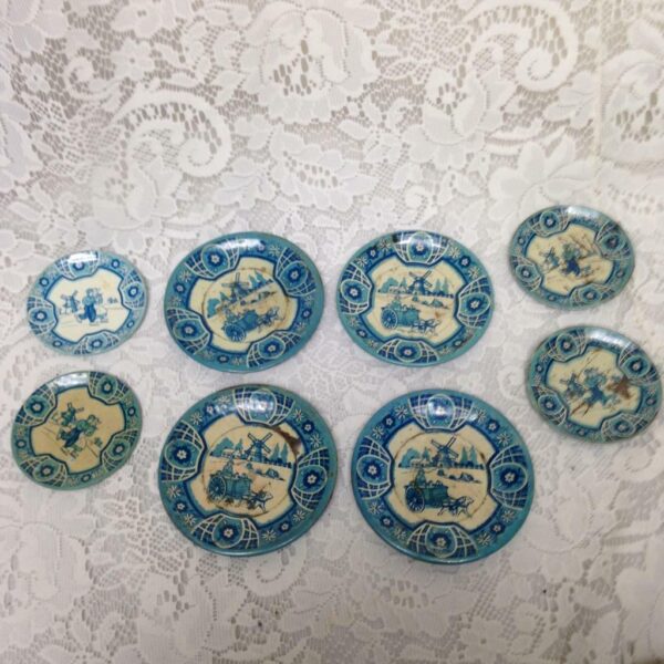 1940s Wolverine, Delft 12-pc Child's Tin Tea Set