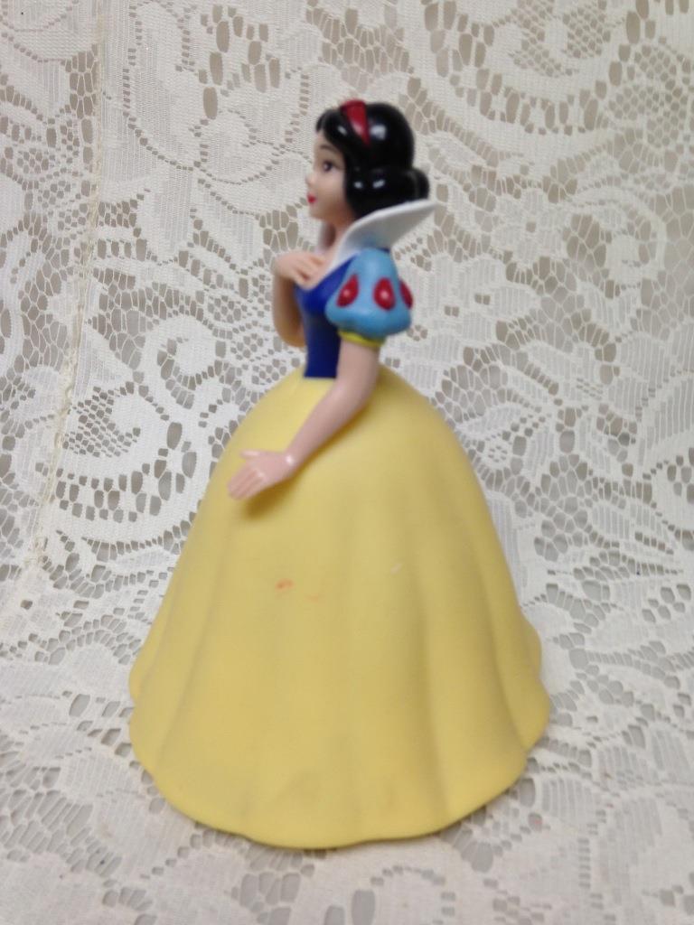 Disney Princesses, Childs Cinderella Battery Operated Lamp-Night-lite 6in x 4in