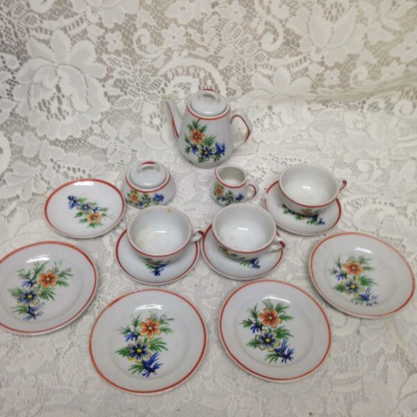 Vintage, Floral Porcelain 16pc Child's Tea Set for 4