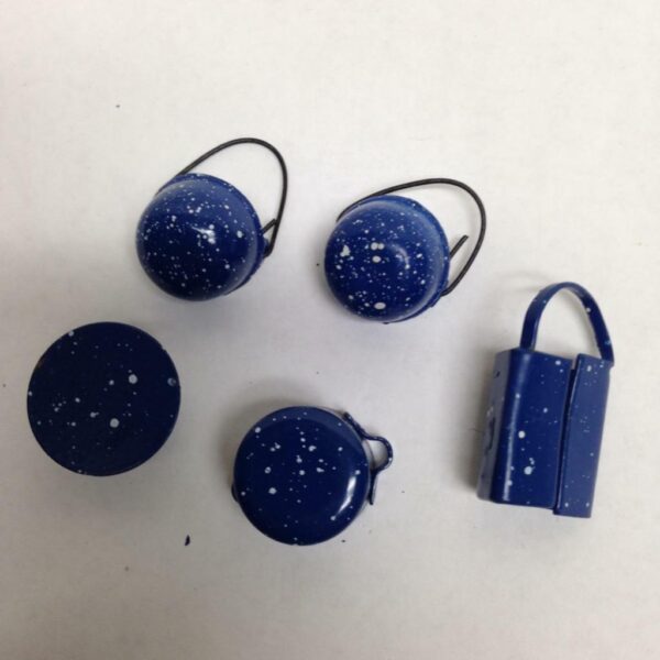 Vintage Doll House Miniatures, 5pc Blue Enamelware kitchenware (1in to 1.5in)