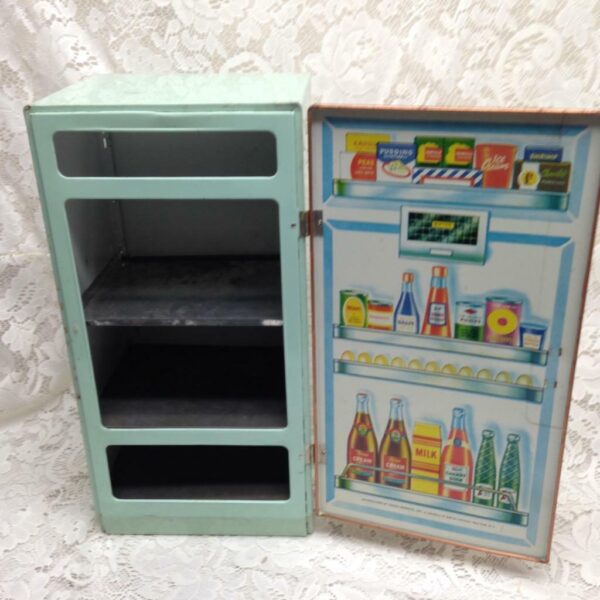 Vintage Nasau Tin Childs Toy Refrigerator 15in x 7.5in x 6.5in