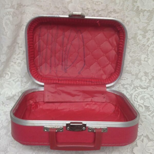 Vintage, Trojan Luggage Co., Going to Grandma Doll Case 13in x 10in x 5in