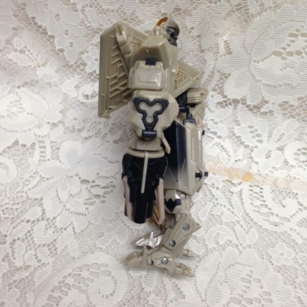 Studio Series SS21 Starscream Action Figure 7.5in x 7.5in