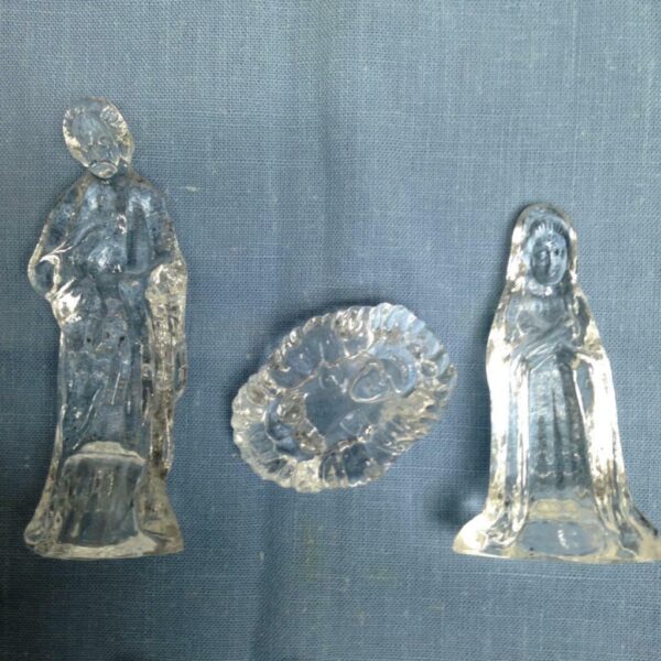 Vintage, Rare, 7pc Christmas Solid Glass Nativity Set 4in to 2in each