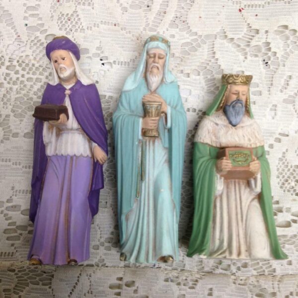 Vintage, Rare, 12pc Christmas Ceramics Nativity Set 5in to 2in each