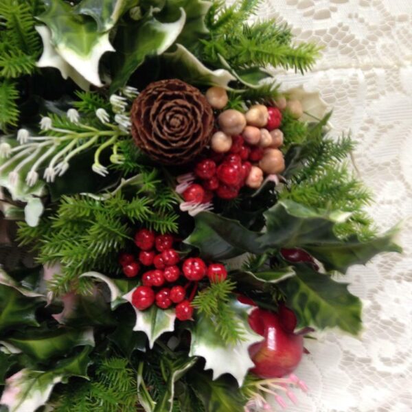 Vintage, Christmas Wreath with Pine Cones 13in D. (B)