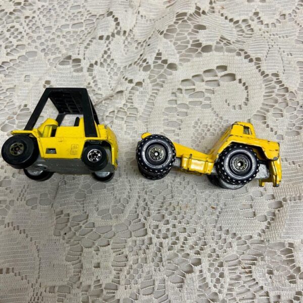 Vintage 1977 Rare 2pc Yellow Hotwheels Agricultural