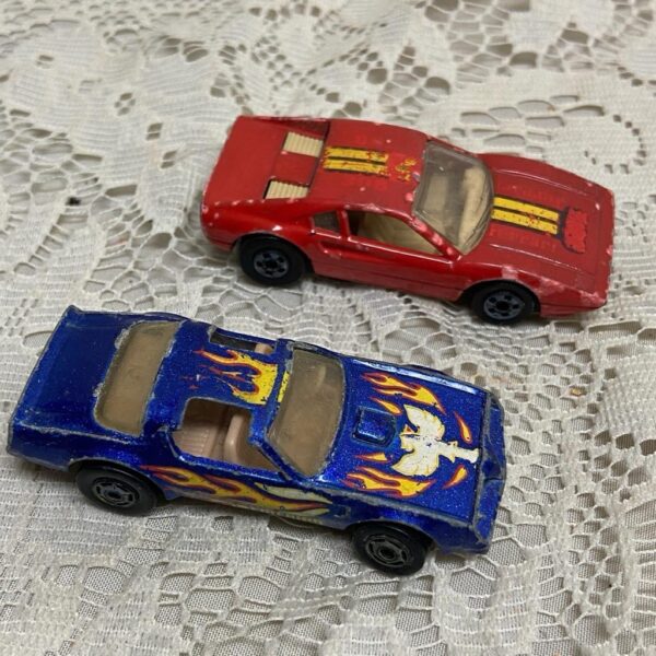 Vintage 1977 Hotwheels-Mattel Inc. 2pc Blue and Red Car