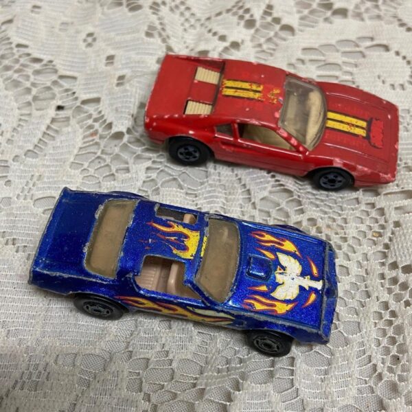 Vintage 1977 Hotwheels-Mattel Inc. 2pc Blue and Red Car