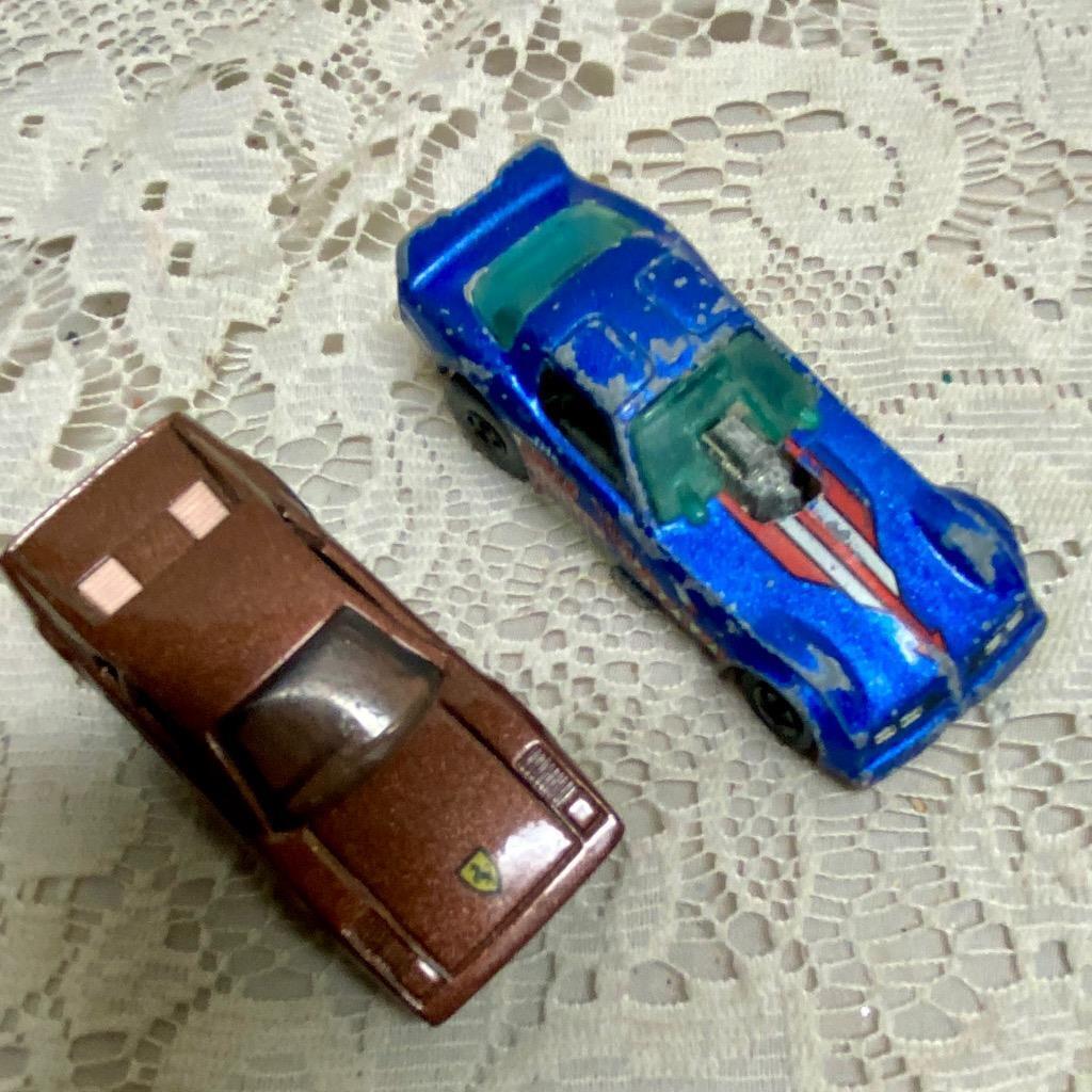 Vintage Hotwheels-Mattel Inc. 2pc 1977 Brown Porche and Blue Hotbird