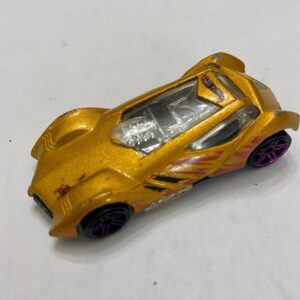 Vintage Hotwheels-Mattel Inc. 2002 Gold Sinistra