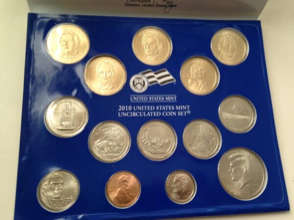 2010-P/D US Mint Uncirculated Coin Set with COA-28pc Coin Set FV $13.82