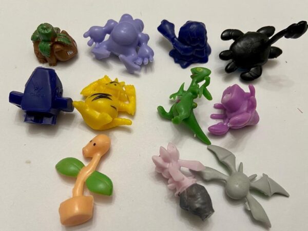 Lot of 10 Pokemon Figures # 3