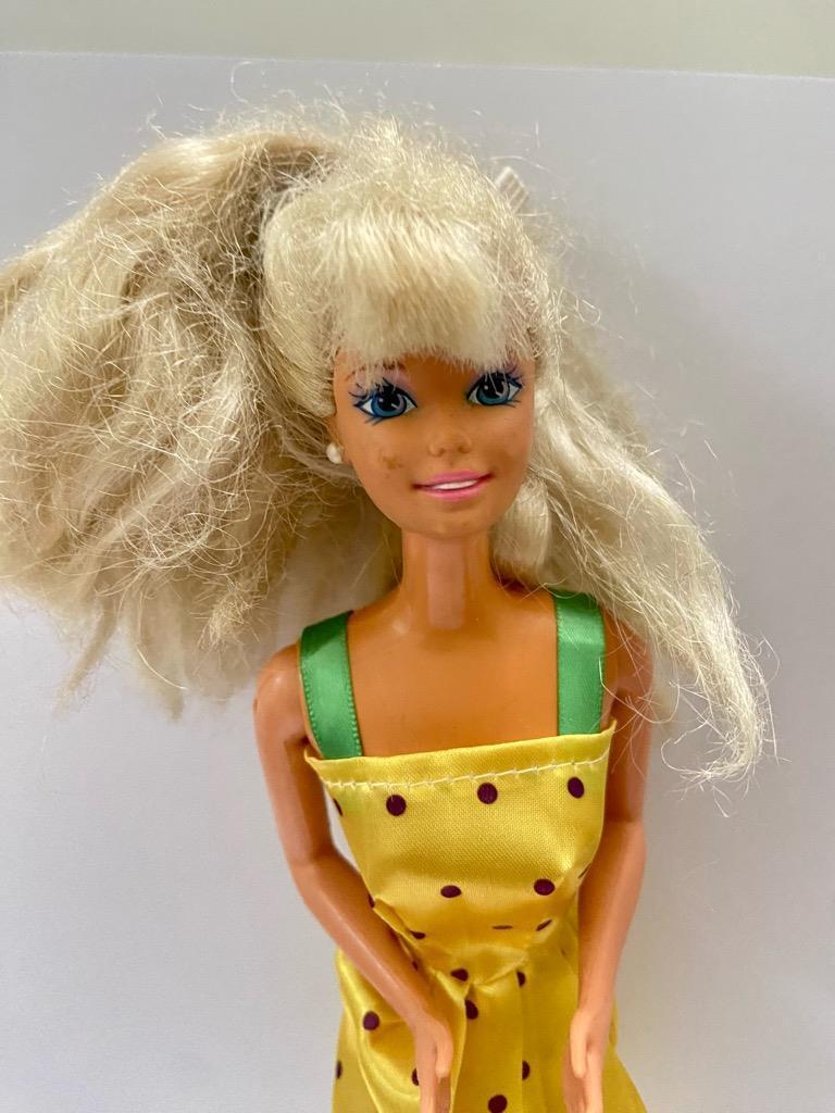 Vintage 1980s Mattel Barbie Doll in Yellow Mini Dress