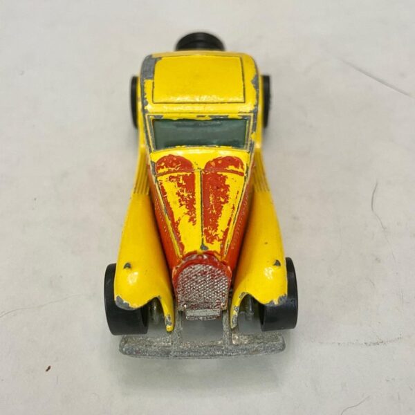 Vintage Hotwheels-Mattel Inc. 1982 yellow old car